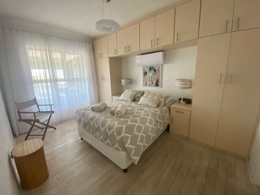 4 Bedroom Property for Sale in Pringle Bay Western Cape